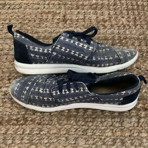 Toms Women’s Size 12 Blue Sneakers